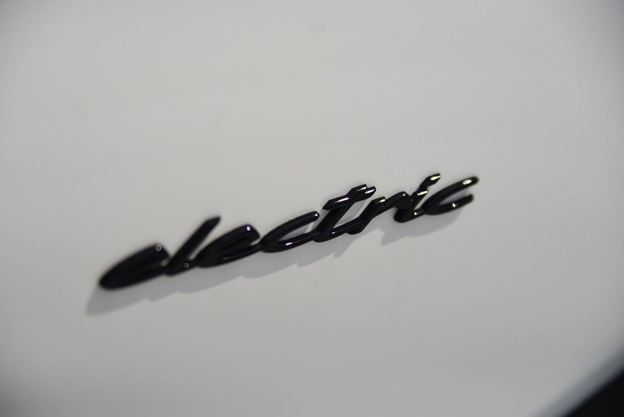 New 2025 Porsche Macan 4 Electric image 20