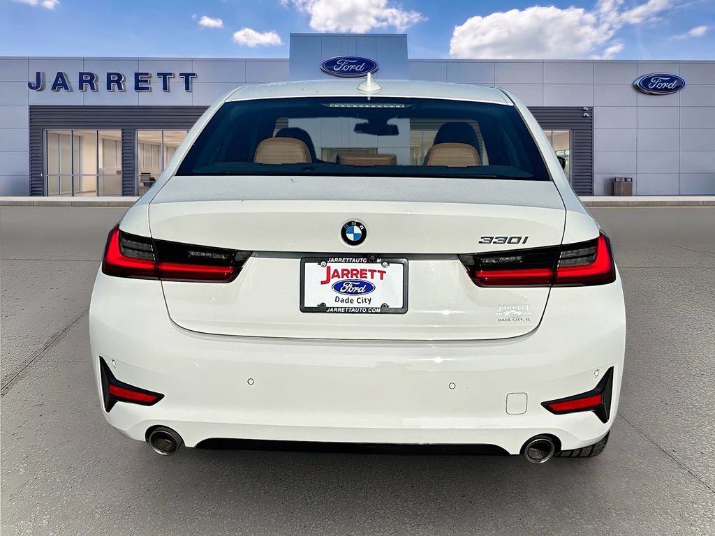 Used 2022 BMW 330i Sedan w/ Premium Package RWD image 6