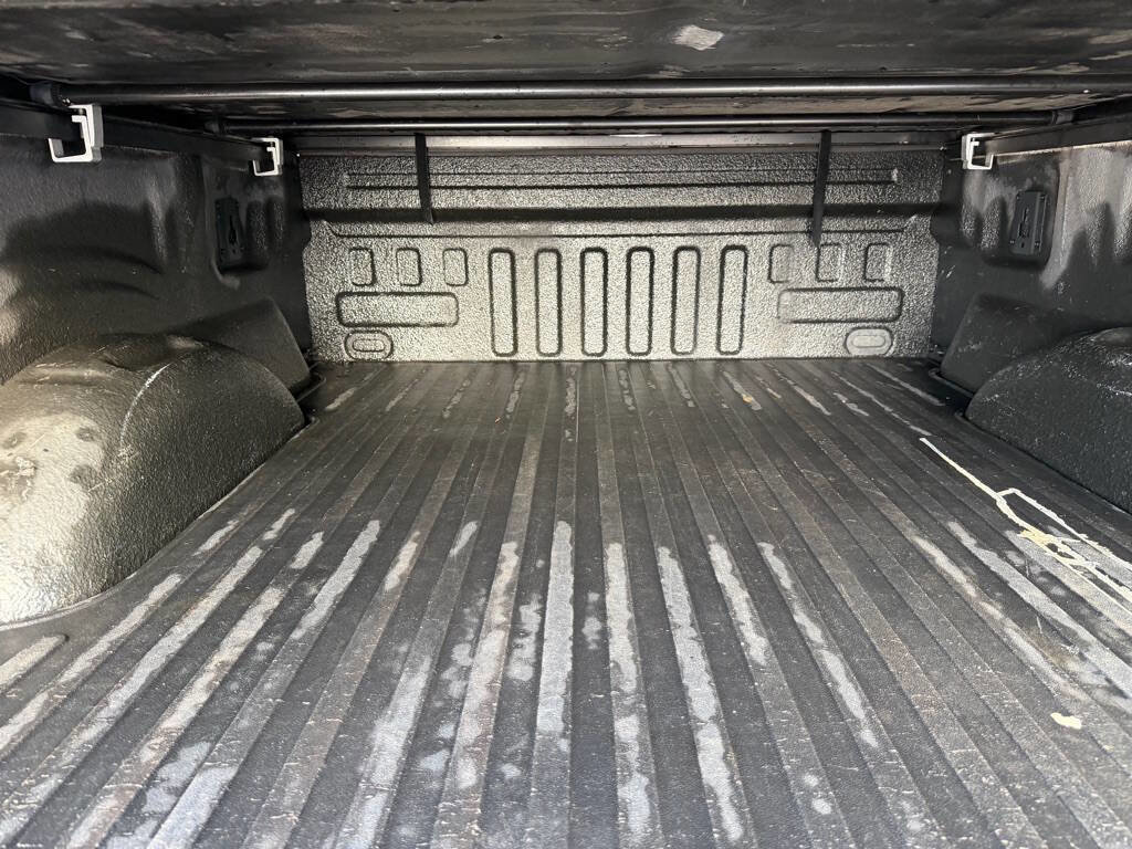 Used 2017 Ford F150 Platinum w/ Equipment Group 701A Luxury AWD/4WD image 49