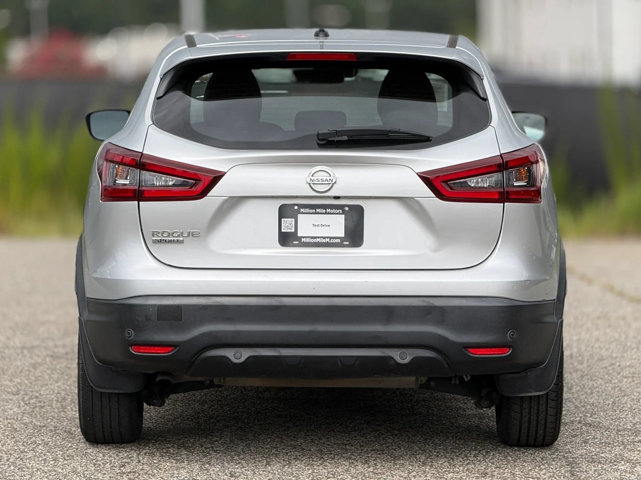 Used 2020 Nissan Rogue Sport S FWD image 4