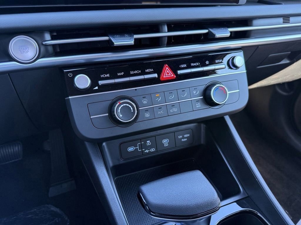 New 2026 Hyundai Santa Cruz SE image 13