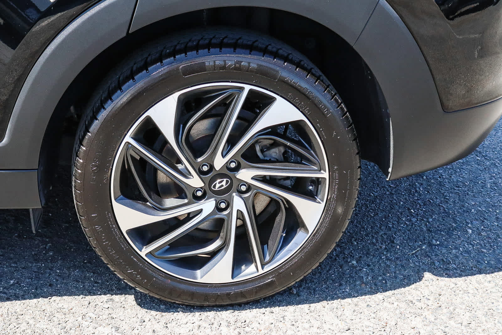 Used 2020 Hyundai Tucson Sport FWD image 13