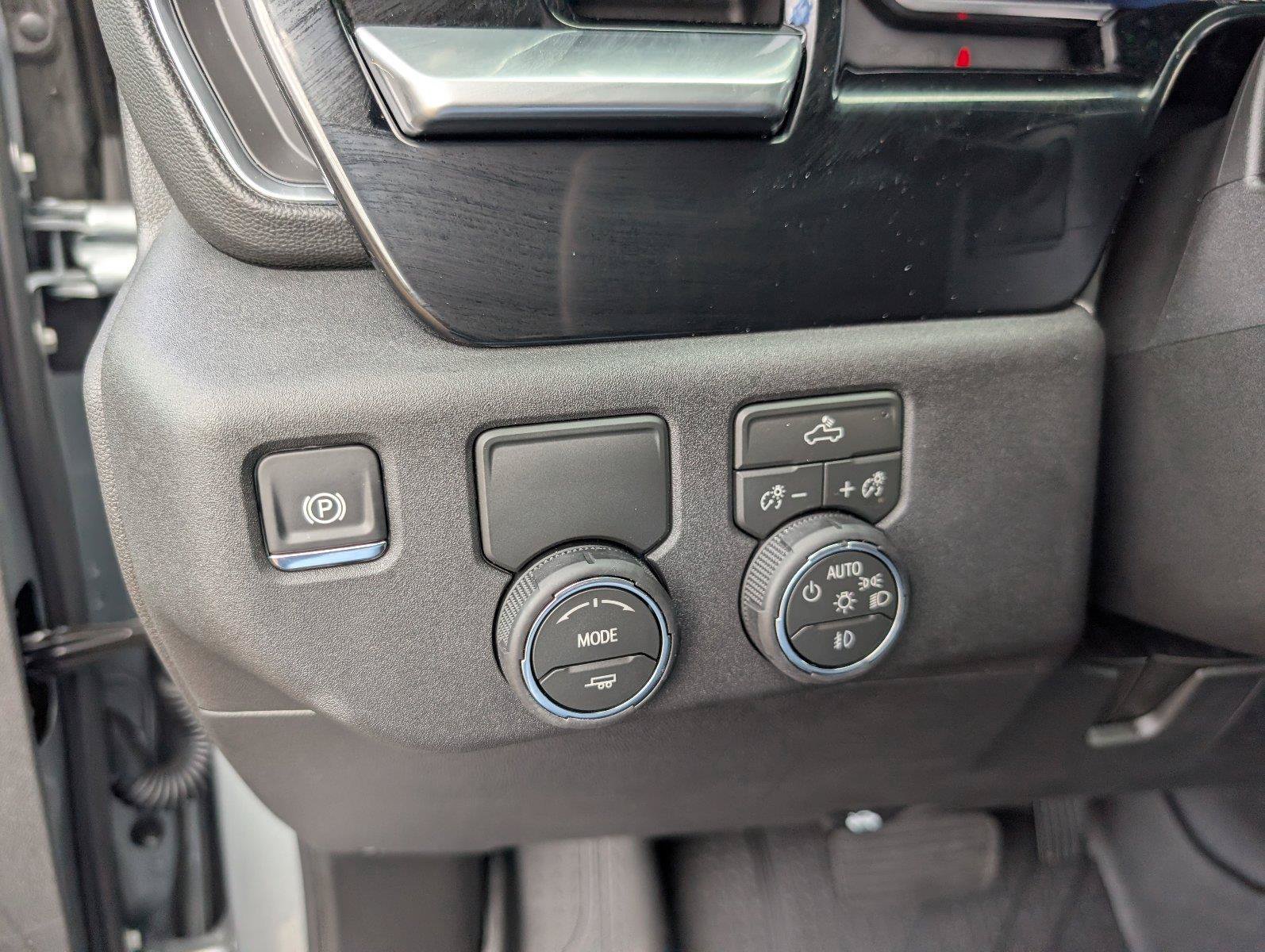 Used 2026 Chevrolet Silverado 1500 RST w/ RST Select Package RWD image 31