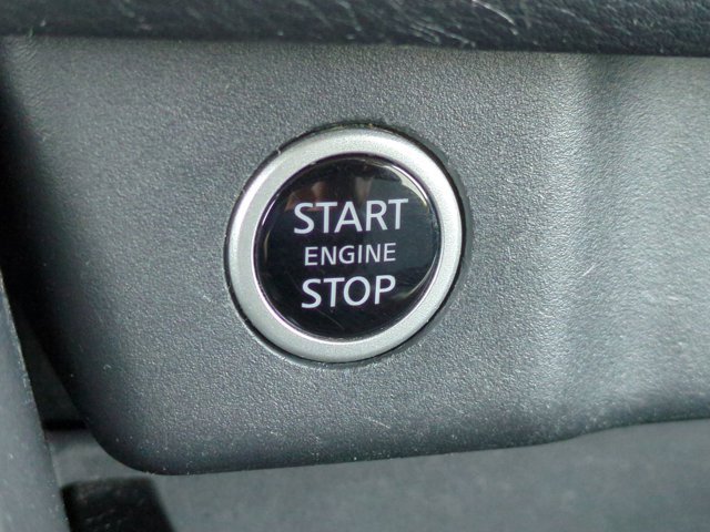 Certified 2023 Nissan Rogue SV image 26