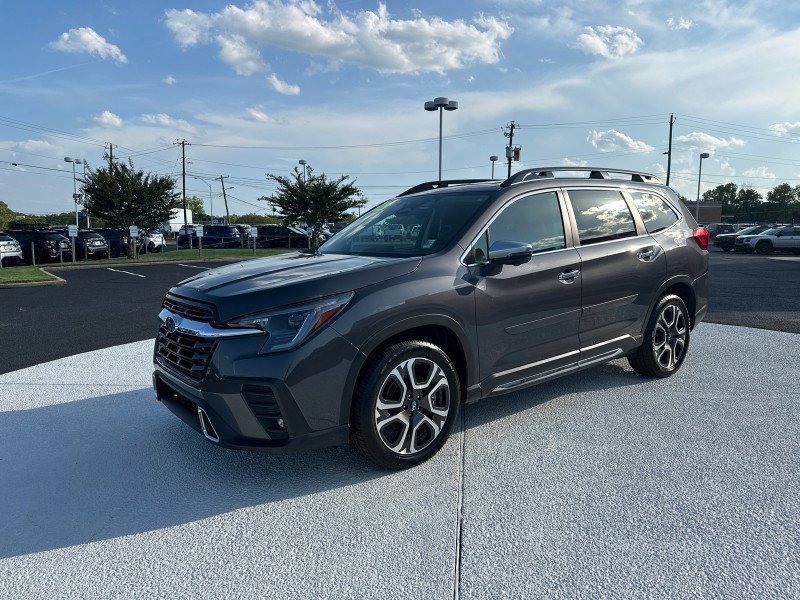 Certified 2023 Subaru Ascent Touring AWD/4WD image 3
