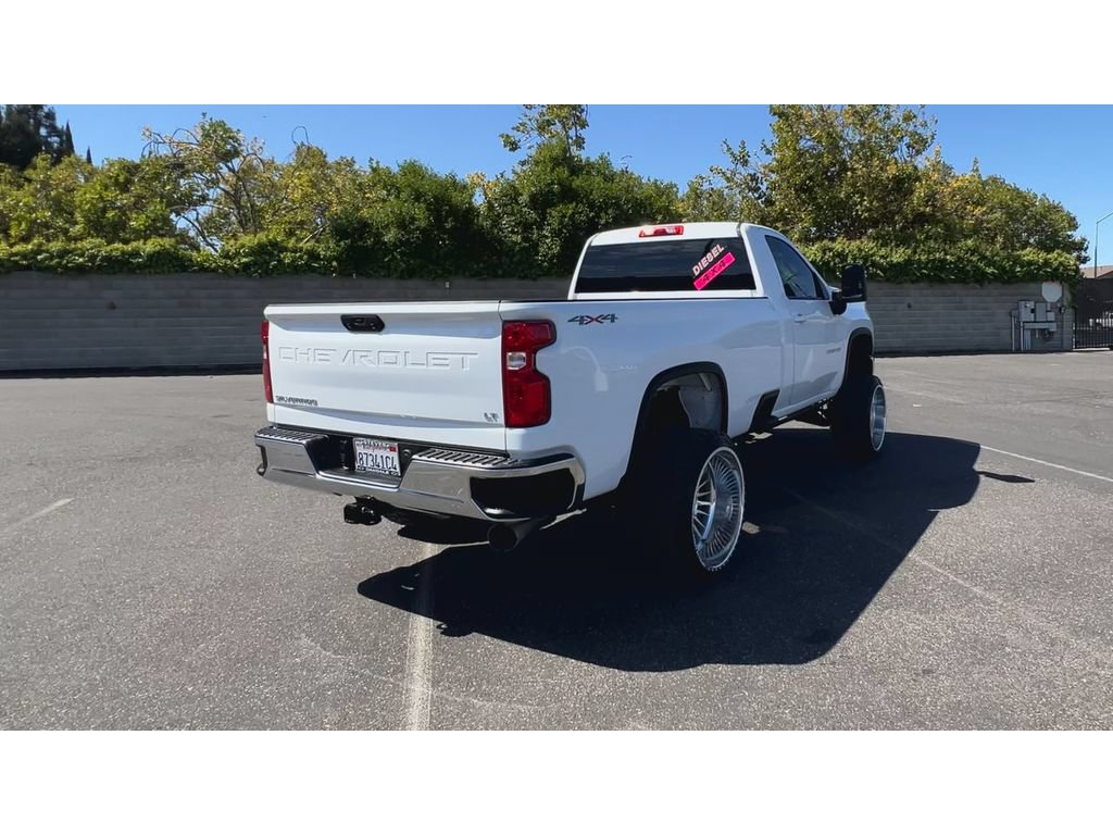 Used 2024 Chevrolet Silverado 2500 LT AWD/4WD image 11
