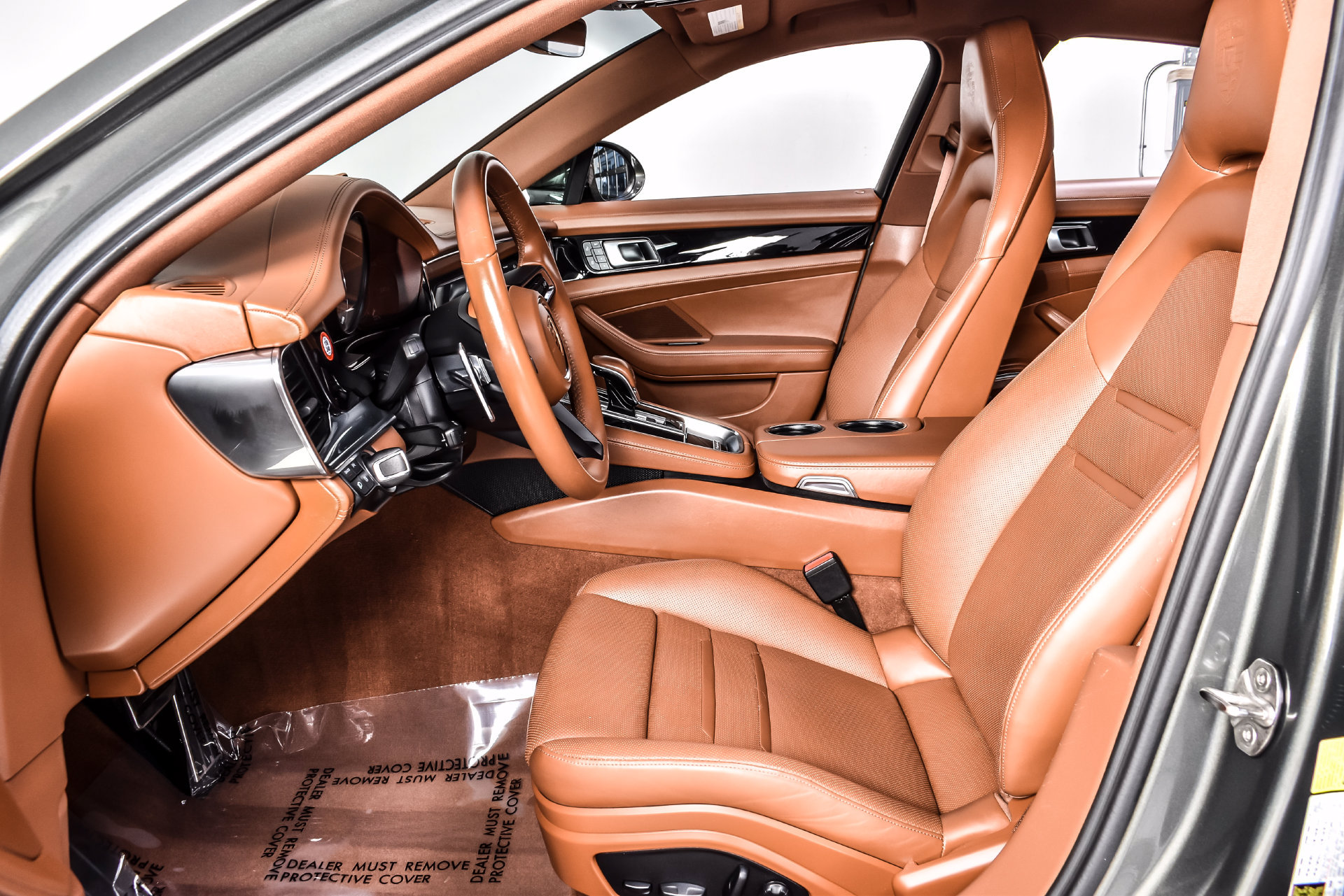 Used 2023 Porsche Panamera 4S w/ Premium Package AWD/4WD image 14