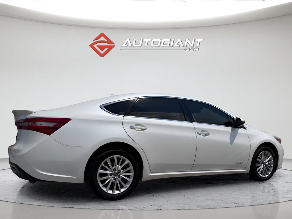 Used 2018 Toyota Avalon Limited w/ Carpet Mat Package FWD image 8