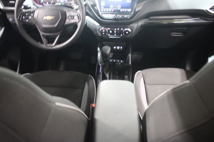Used 2023 Chevrolet TrailBlazer LT w/ Convenience Package FWD image 29