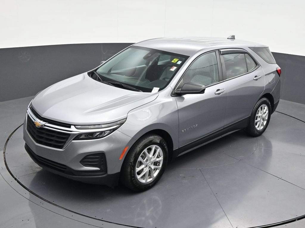 Used 2024 Chevrolet Equinox LS FWD image 15