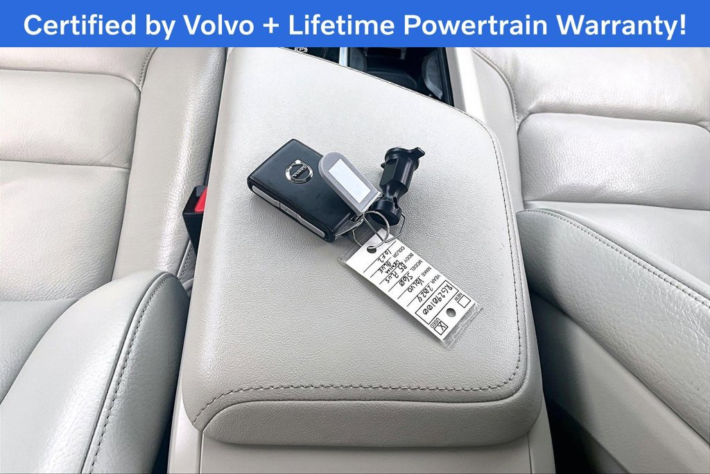 Used 2024 Volvo S60 B5 Plus w/ Climate Package FWD image 14