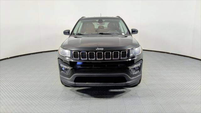 Used 2020 Jeep Compass Latitude image 11
