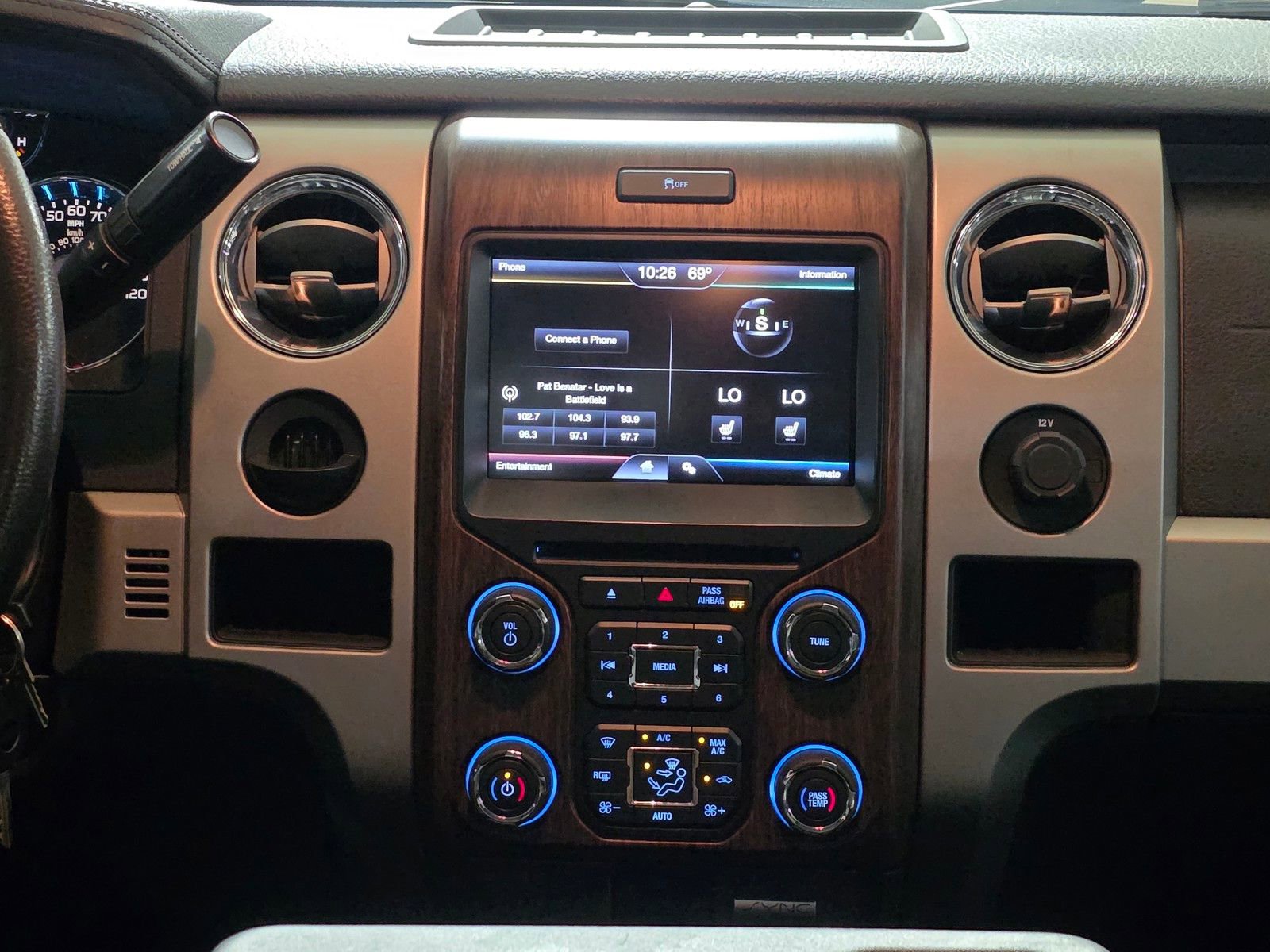 Used 2013 Ford F150 Lariat RWD image 18