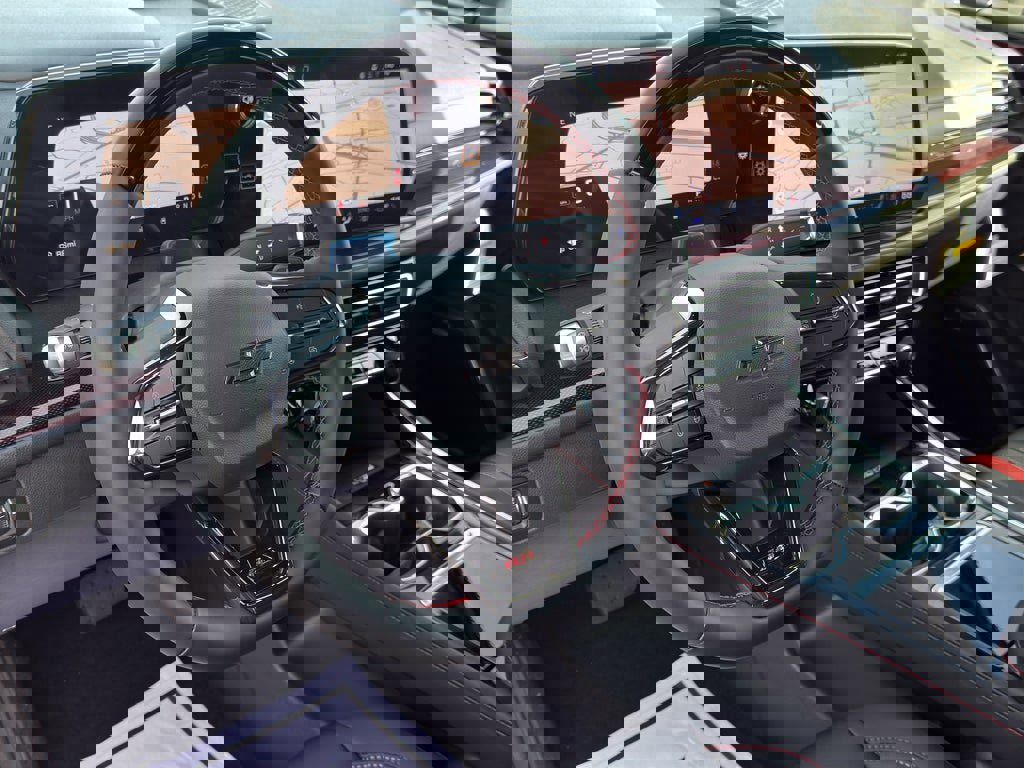 New 2026 Chevrolet Traverse RS image 32