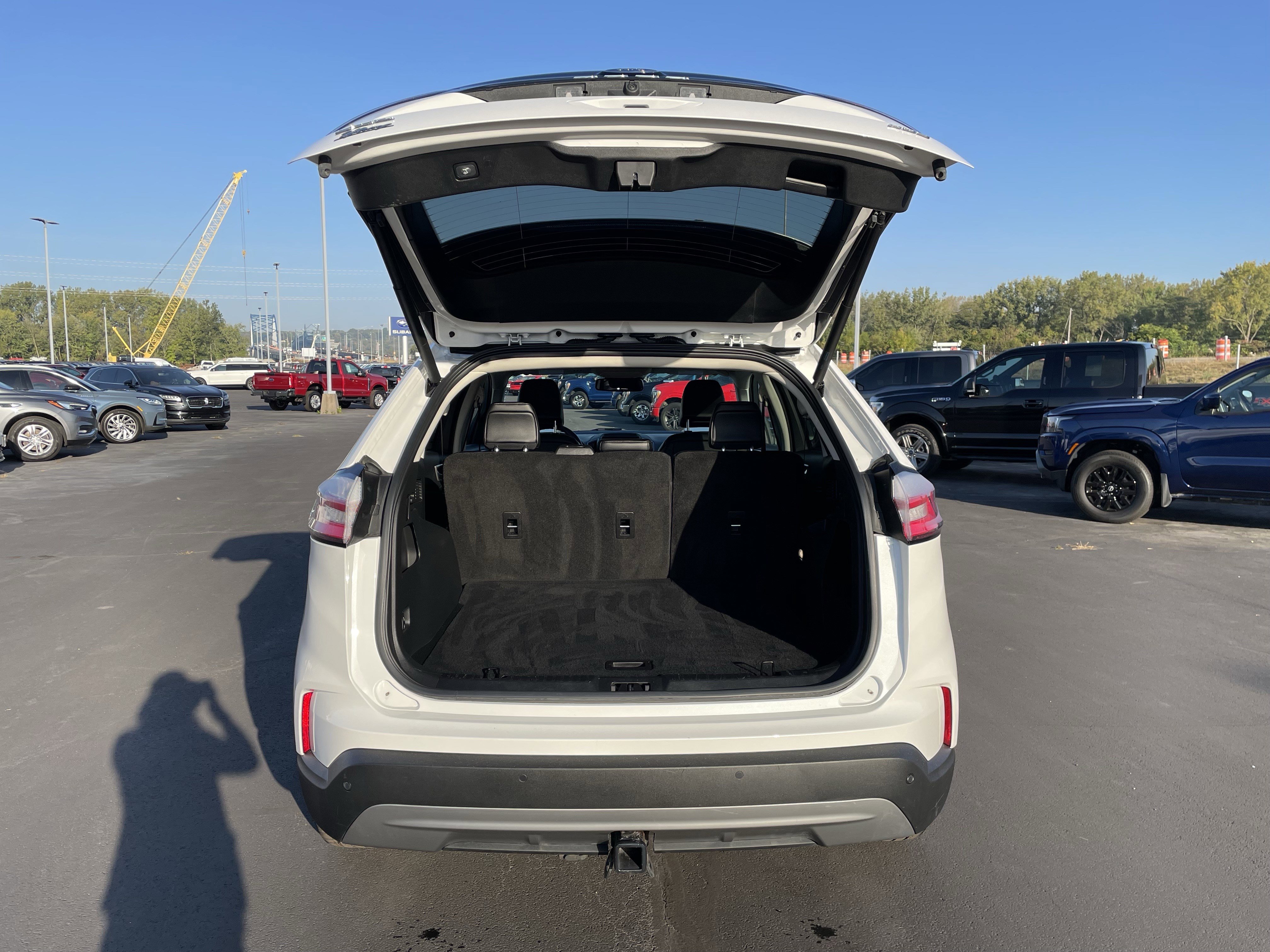 Used 2024 Ford Edge SEL w/ Convenience Package image 5
