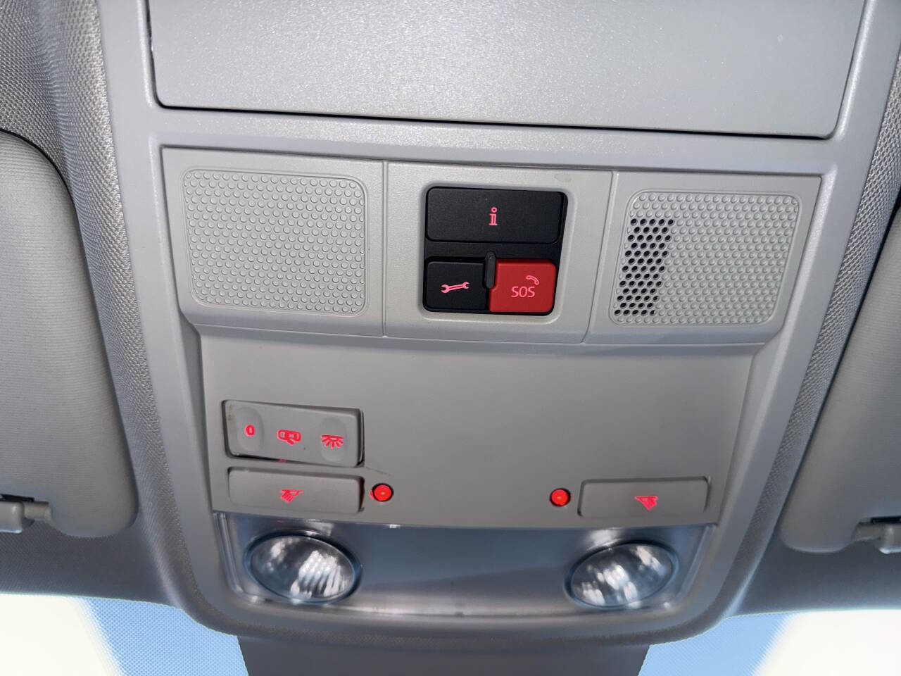 Used 2020 Volkswagen Passat 2.0T SE image 41