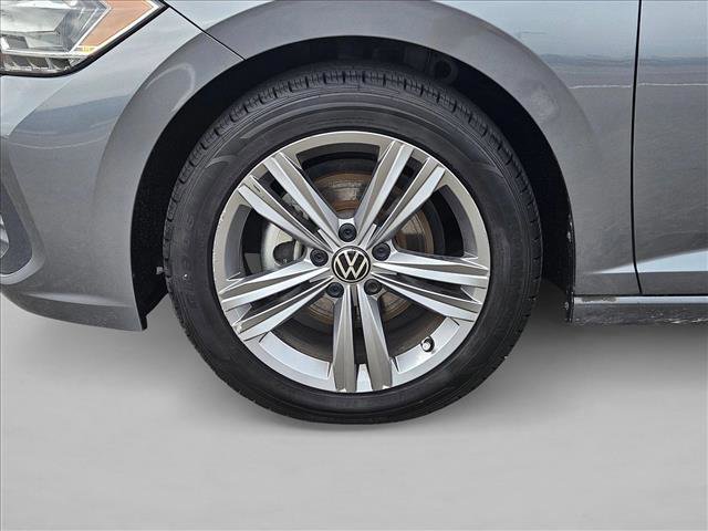 Used 2024 Volkswagen Jetta SE FWD image 21
