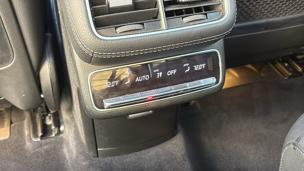 Used 2025 Mercedes-Benz GLS 450 4MATIC image 9