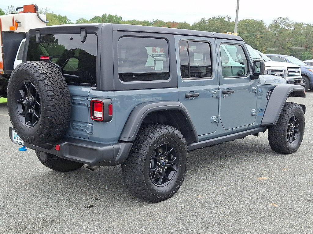 Used 2024 Jeep Wrangler Unlimited AWD/4WD image 6