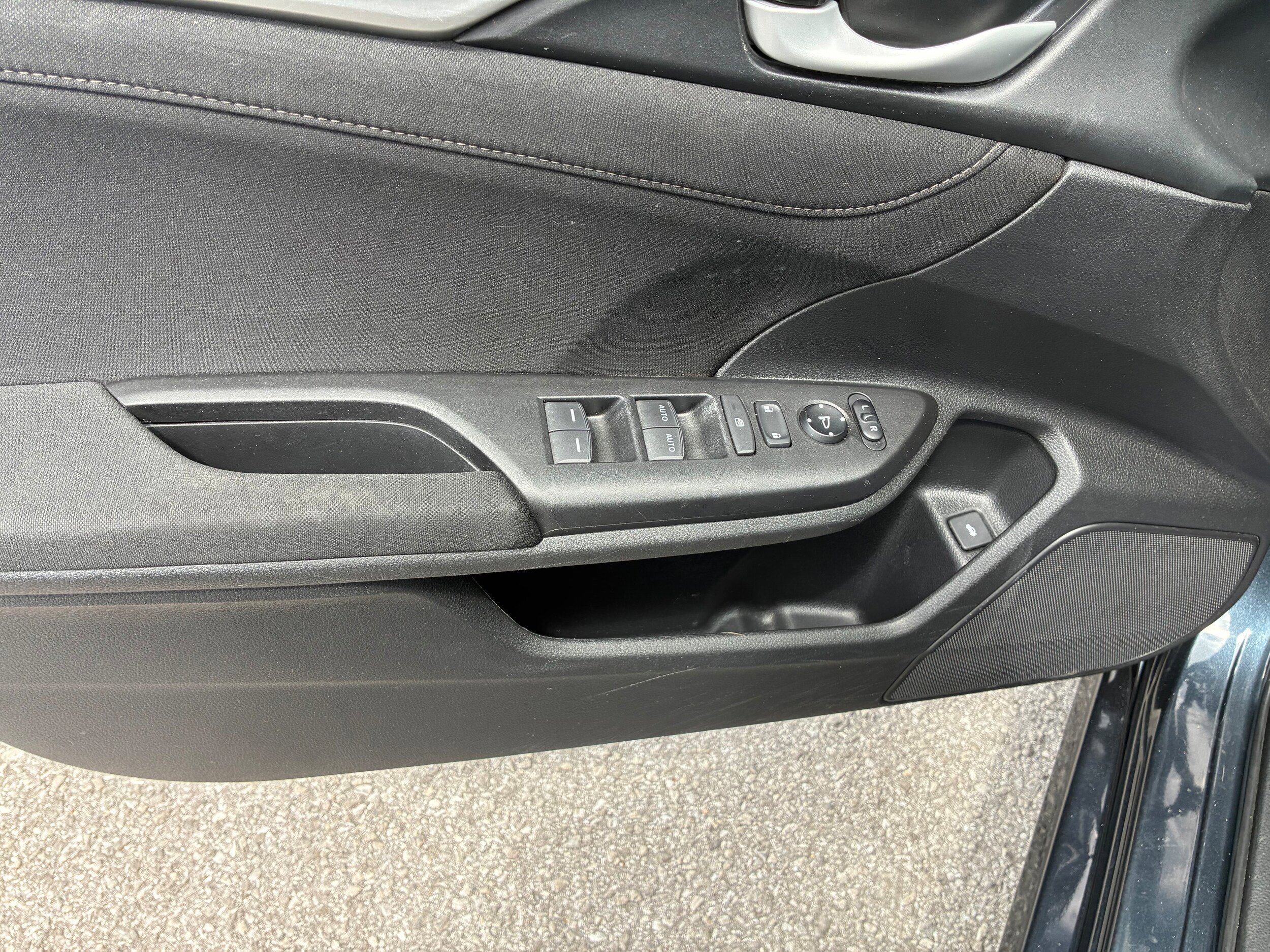 Used 2021 Honda Civic EX image 14