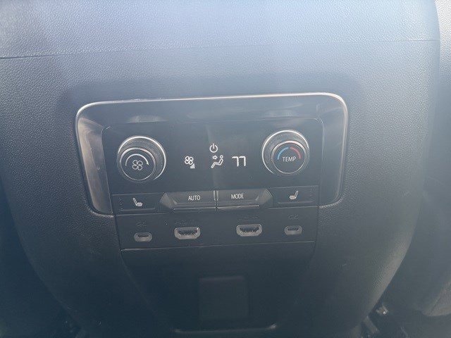 Used 2024 Chevrolet Tahoe Premier image 22