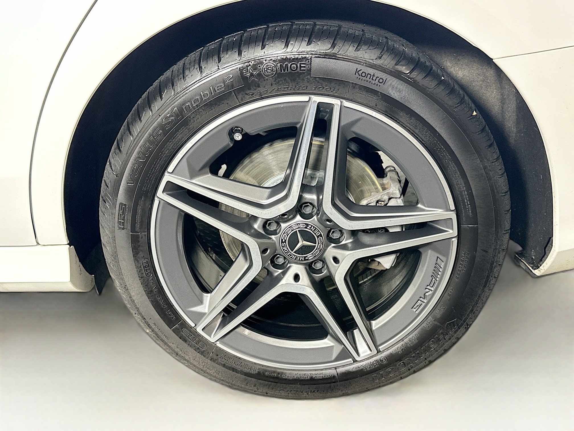 Used 2021 Mercedes-Benz E 350 4MATIC Sedan image 11