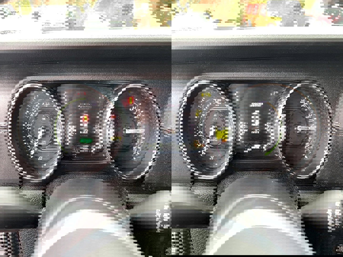 Used 2021 Jeep Wrangler Unlimited Sahara w/ Cold Weather Group image 18