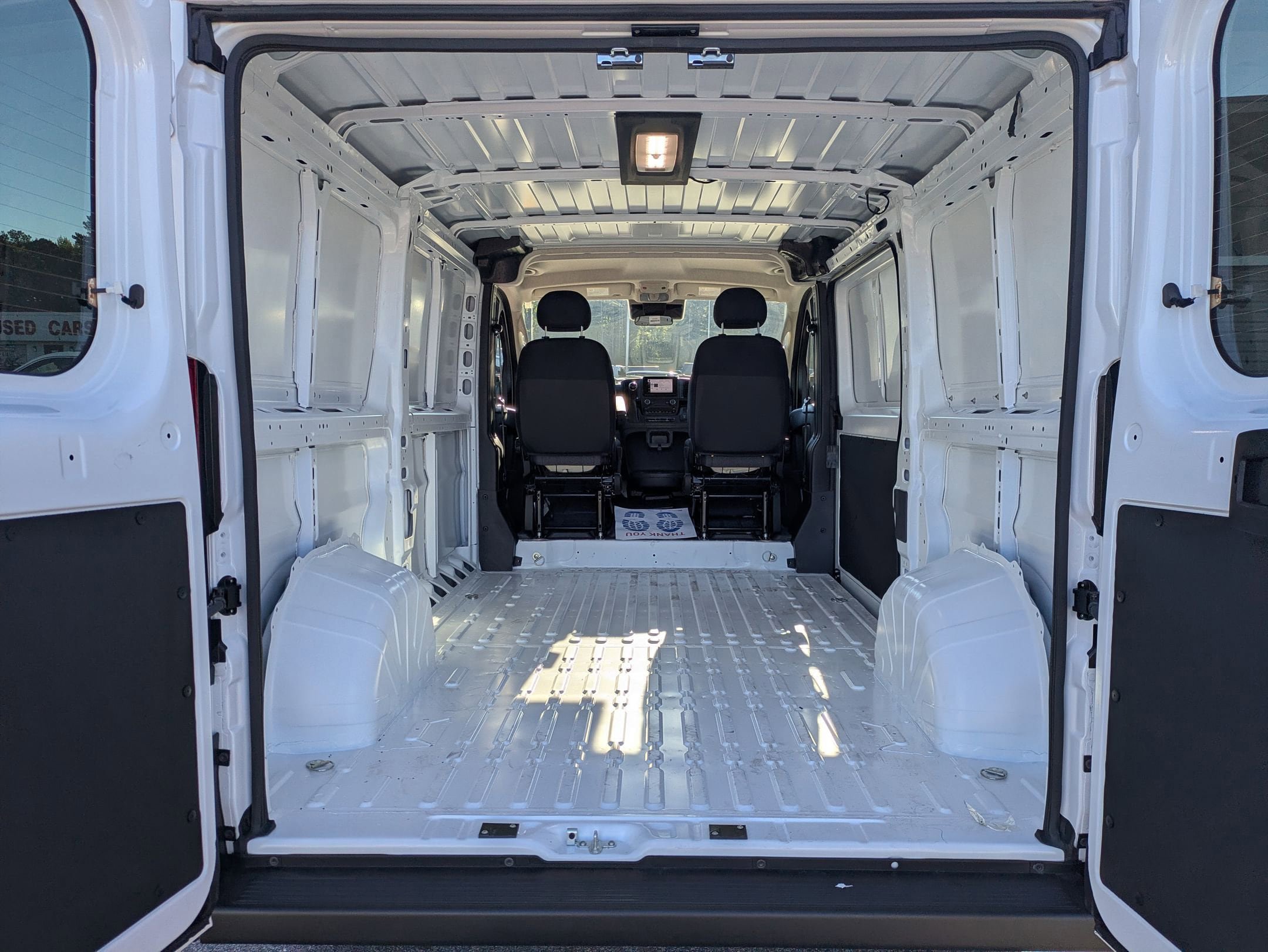 New 2026 RAM ProMaster 1500 w/ Convenience Group FWD image 20