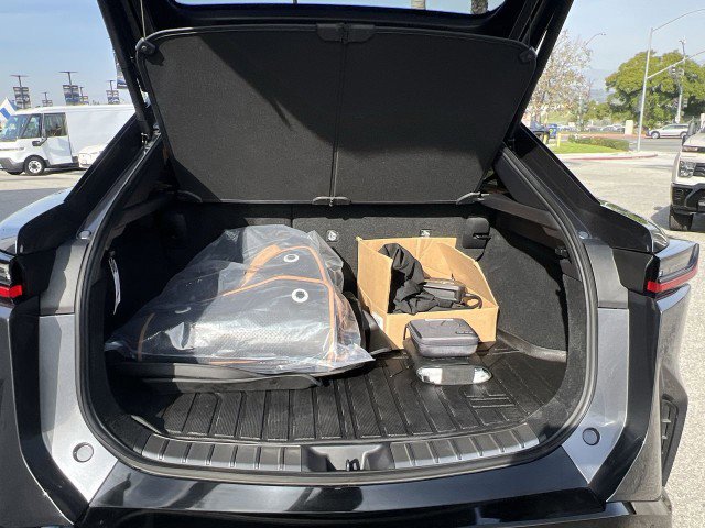 Used 2025 Lexus RZ 300e RZ 300e Premium SUV w/ Accessory Package (Z1) image 27