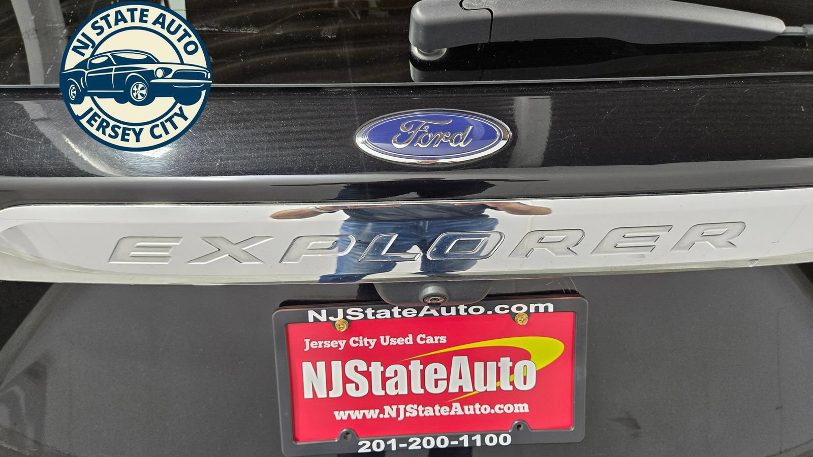 Used 2021 Ford Explorer Limited w/ Equipment Group 301A AWD/4WD image 35