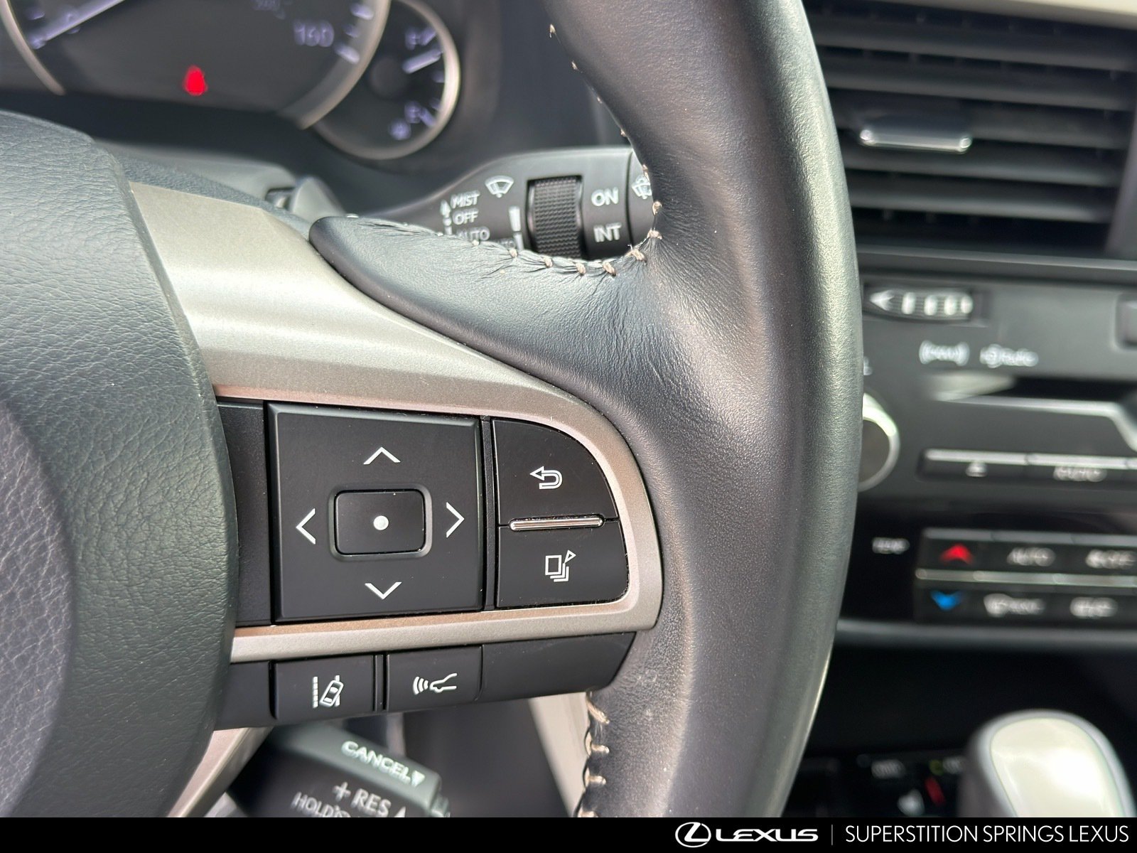 Used 2019 Lexus RX 350L FWD w/ Accessory Package image 15