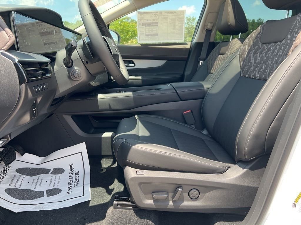 New 2025 Nissan Murano Platinum w/ Cargo Package image 21