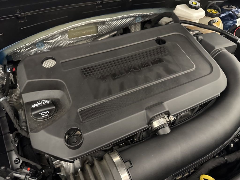 Used 2023 Buick Envision Essence image 47