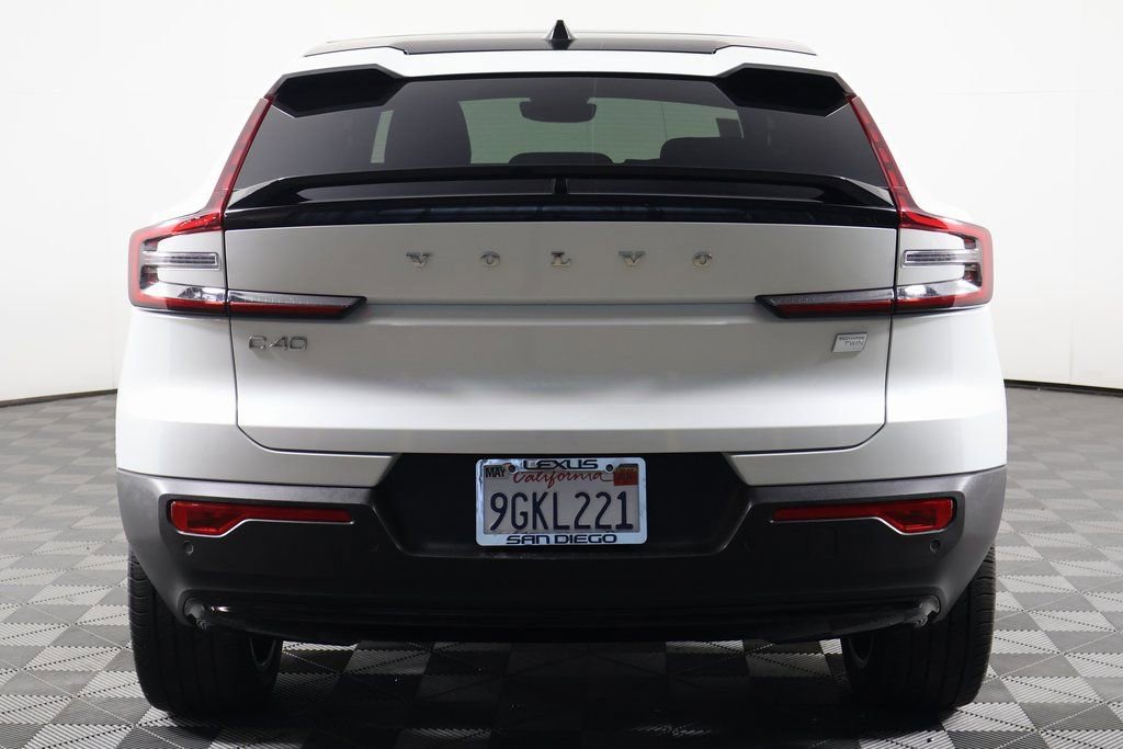 Used 2023 Volvo C40 P8 Recharge Plus image 5