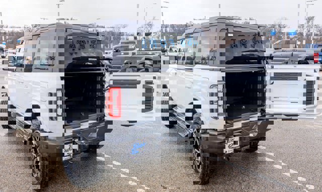 New 2025 Ford Bronco Outer Banks image 6