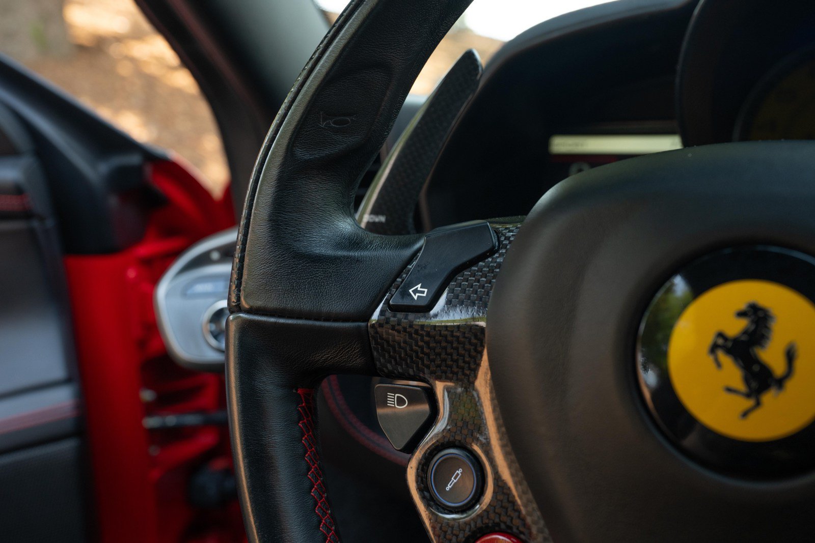 Used 2012 Ferrari 458 Italia Coupe RWD image 29