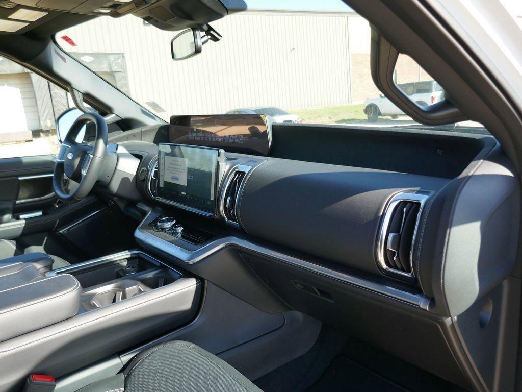 New 2026 Ford Expedition Max Platinum AWD/4WD image 11