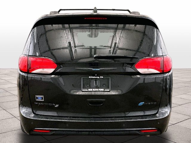Used 2019 Chrysler Pacifica Limited w/ Advanced Safetytec Group FWD image 4