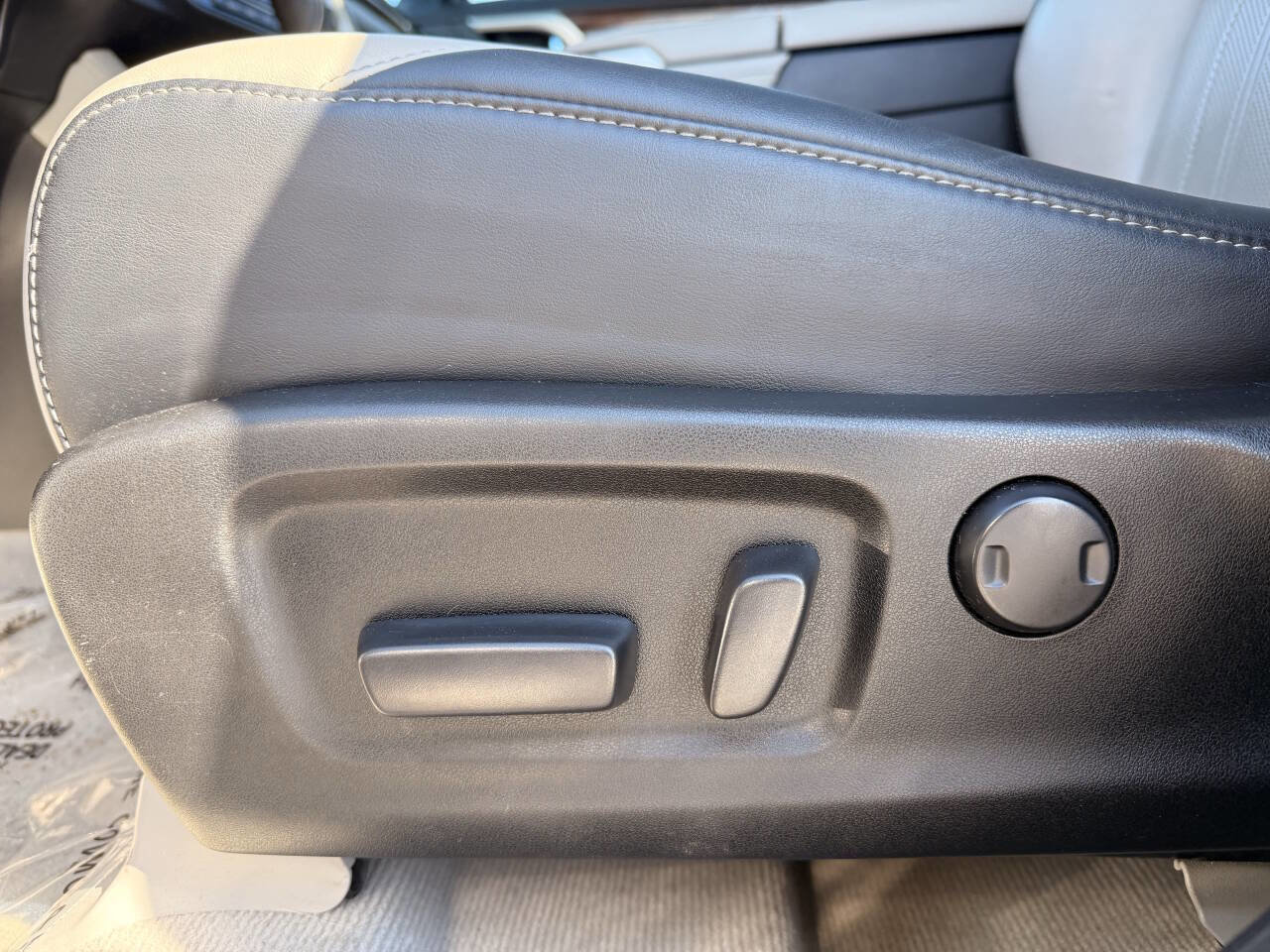 Used 2017 Lexus RX 350 Base 4dr SUV image 20