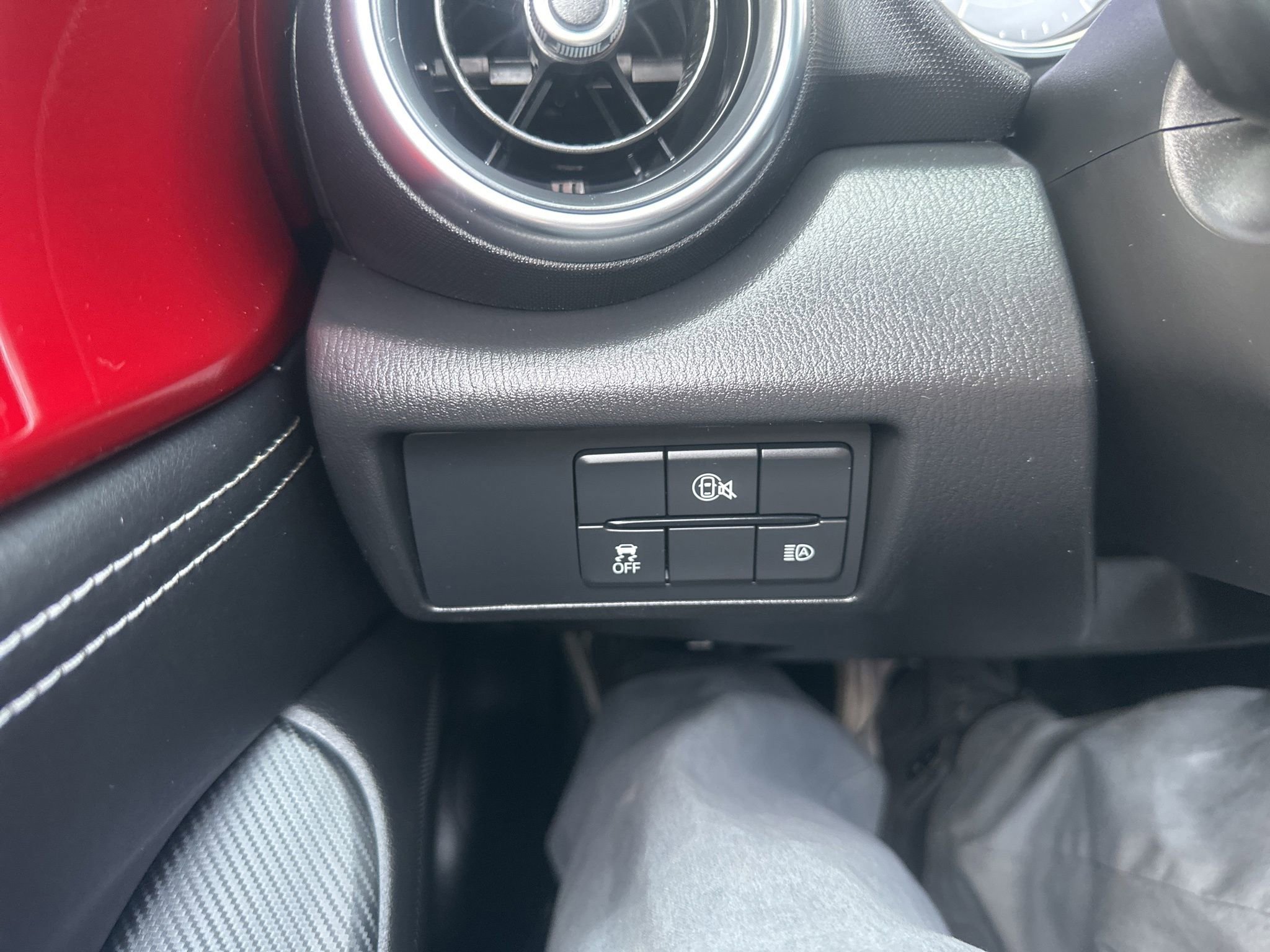 Used 2024 MAZDA MX-5 Miata RF Grand Touring image 21