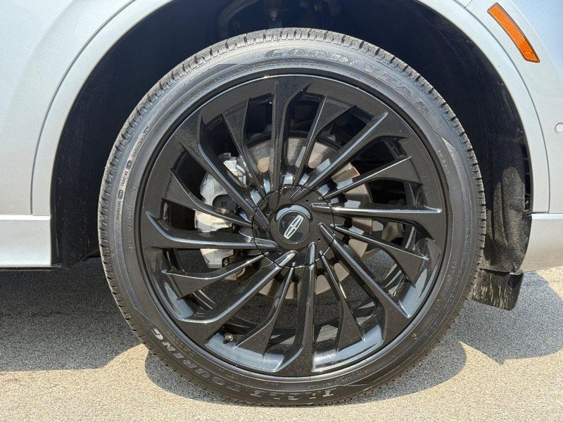 Used 2023 Lincoln Aviator Reserve w/ Jet Package image 5
