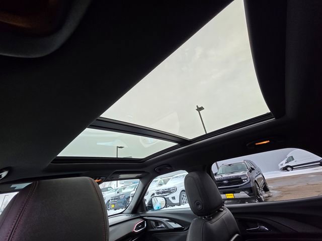 Used 2021 Chevrolet TrailBlazer RS w/ Sun and Liftgate Package image 16