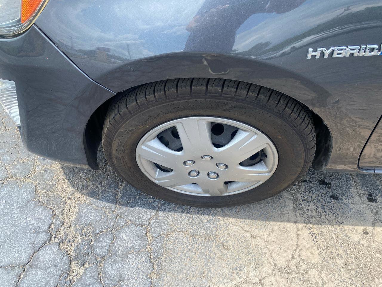 Used 2015 Toyota Prius C Two FWD image 4