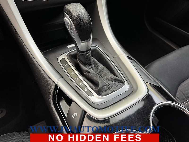 Used 2016 Ford Fusion SE image 30