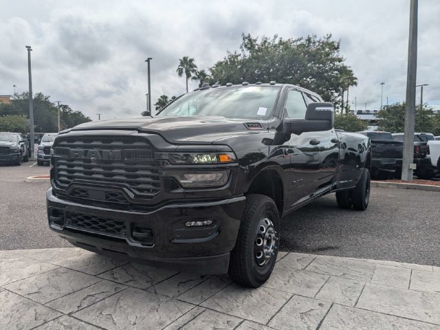 New 2026 RAM 3500 Big Horn AWD/4WD image 8