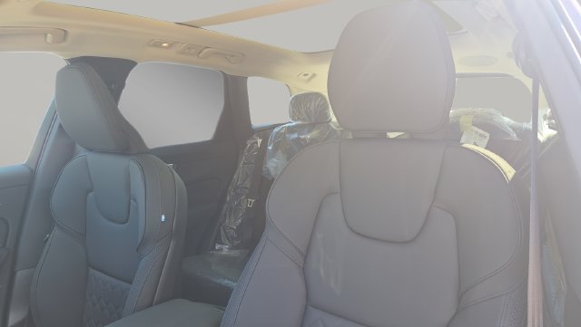 New 2026 Volvo XC60 B5 Plus w/ Climate Package AWD/4WD image 14