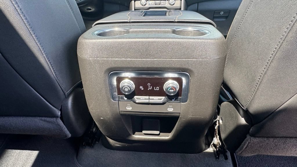 Used 2024 GMC Yukon XL AT4 w/ Max Trailering Package AWD/4WD image 15