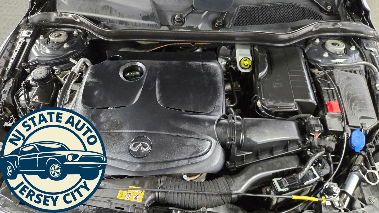 Used 2018 INFINITI QX30 AWD image 35