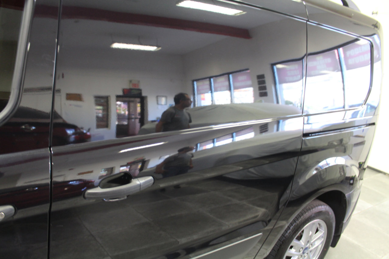 Used 2023 Ford Transit Connect XLT w/ Trailer Tow Package image 35