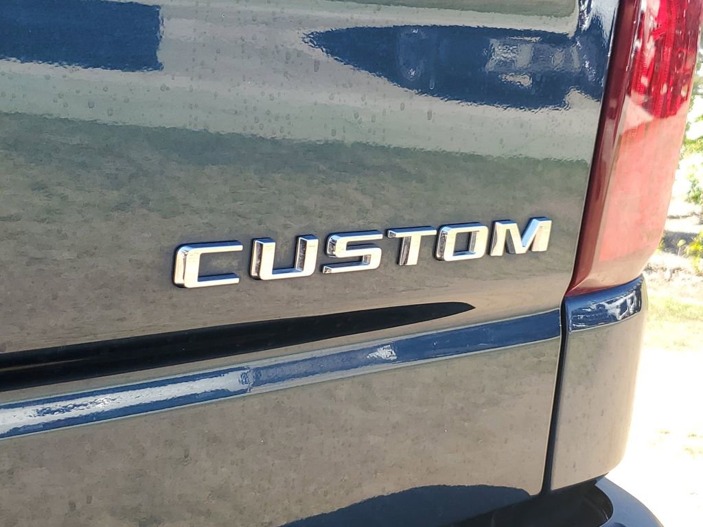 Used 2019 Chevrolet Silverado 1500 Custom Trail Boss w/ Custom Convenience Package image 8